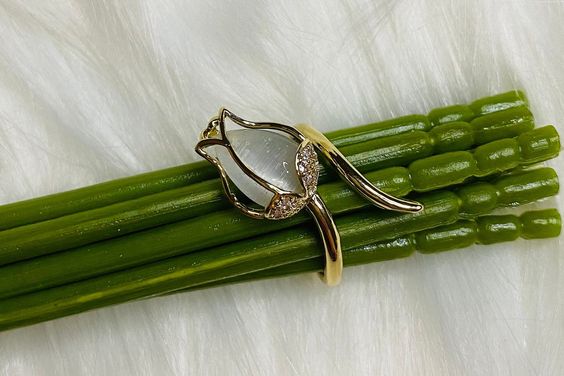 Anillo Flor Tulipan Cristal +CajaREGALO